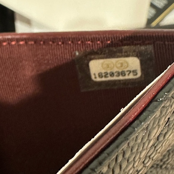 Chanel Black Caviar Quilted Classic Flap continental wallet - Picture 2 of 16